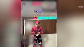 VIDEO Mutilați după provocarea petardelor! Un tânăr a umplut internetul cu videouri violente, iar unii copii i-au urmat exemplul